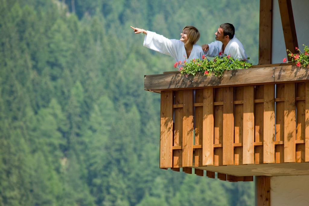 Frida Am Wald Hotel Rasun di Sotto Luaran gambar